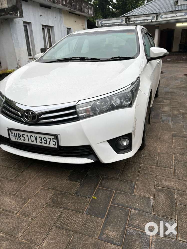 Toyota Corolla Altis 2016