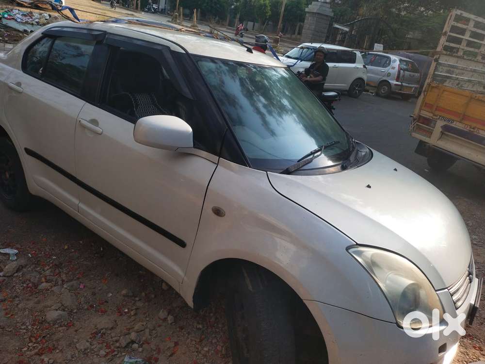 Maruti Suzuki Swift Dzire 1.2 Vxi Bsiv, 2011, Petrol