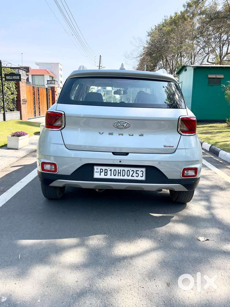 Hyundai Venue S, 2019