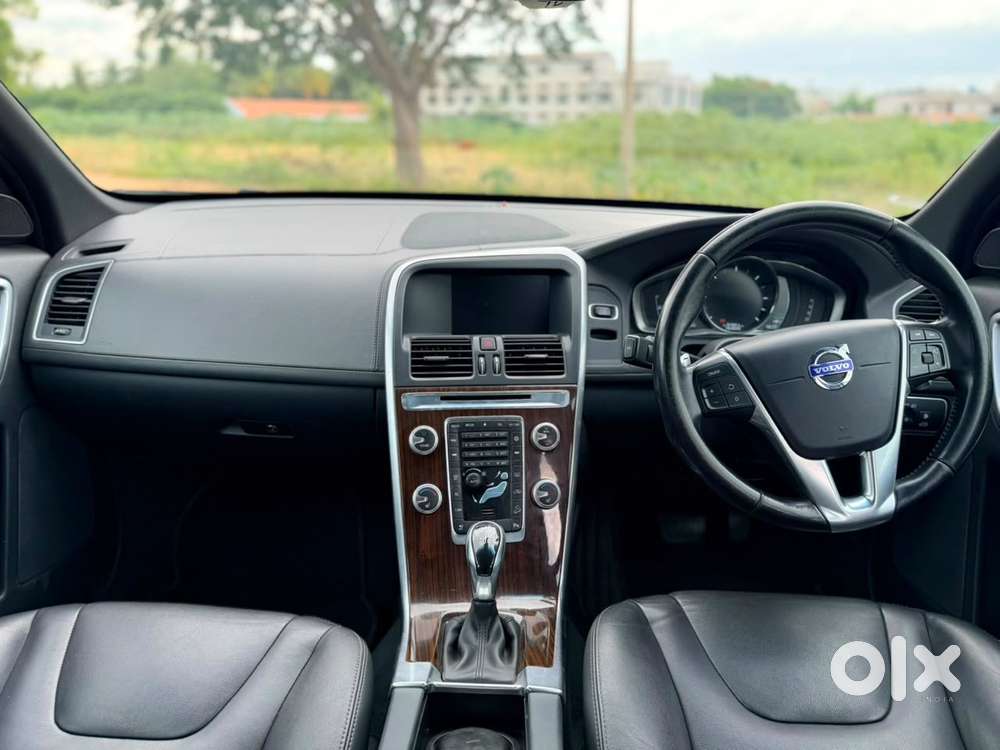 Volvo Xc60 D5 Awd Automatic, 2016, Diesel
