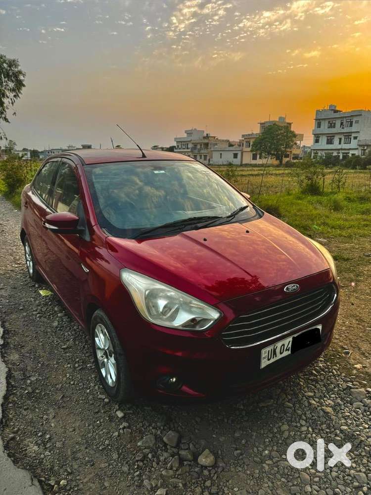 Ford Aspire Titanium Diesel Car 2015 Well Maintained