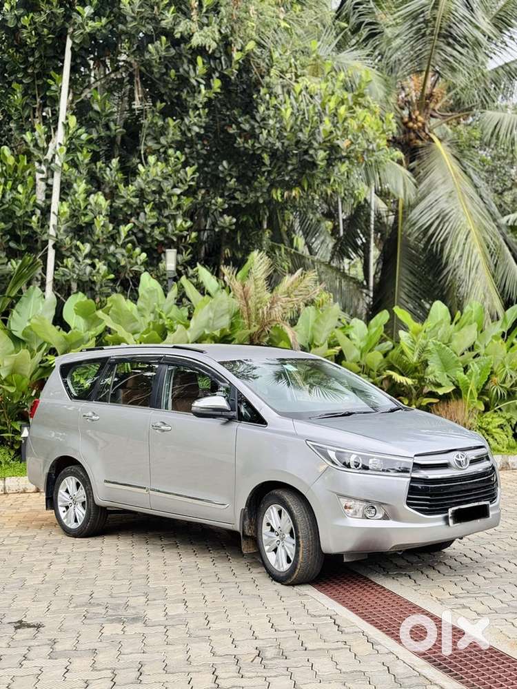 Toyota Innova Crysta 2018