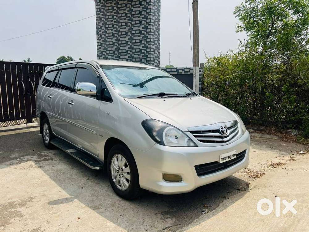 Toyota Innova 2.5 V 7 Str, 2011, Diesel