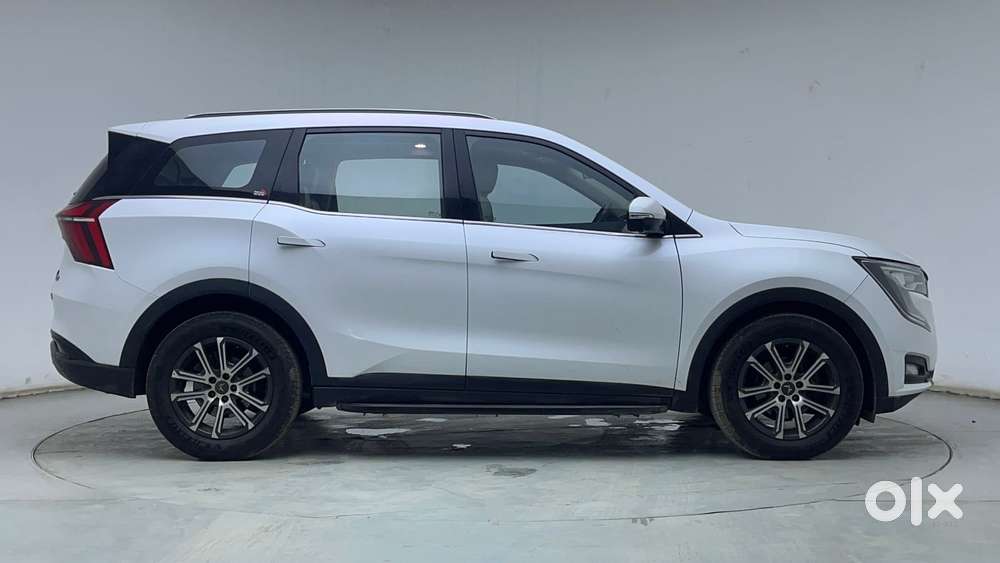 Mahindra Xuv700 2.0 Ax 7 Petrol At Luxury Pack Str, 2022, Petrol