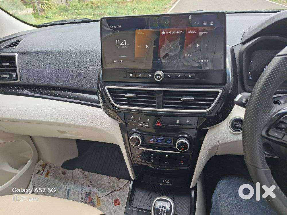 Mahindra Xuv 3xo Ax5 Ds Mt, 2024, Diesel