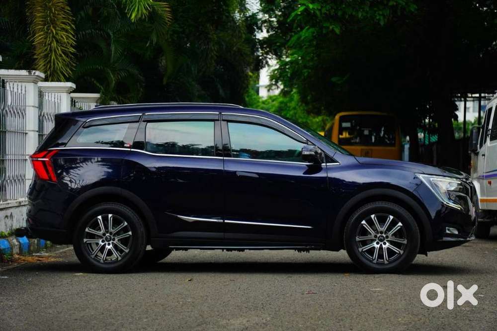 Mahindra Xuv700 2.0 Ax 7 Petrol At Str, 2023, Petrol