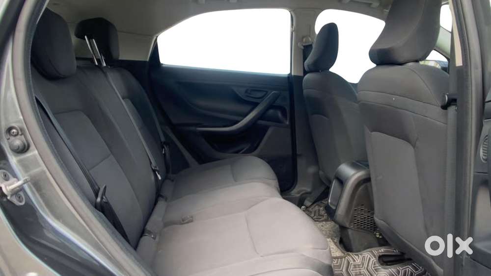 Tata Nexon Smart Plus S 1.2 Revotron Petrol 5 Mt, 2025, Petrol