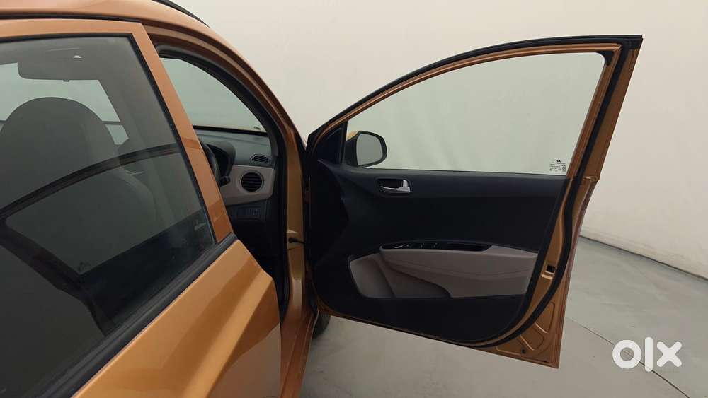 Hyundai Grand I10 1.2 Kappa Sportz, 2015, Petrol