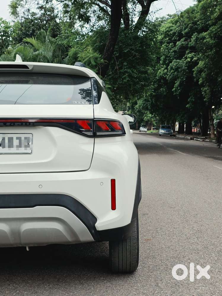 Maruti Suzuki Fronx Delta Plus 1.2 Ags, 2023, Petrol