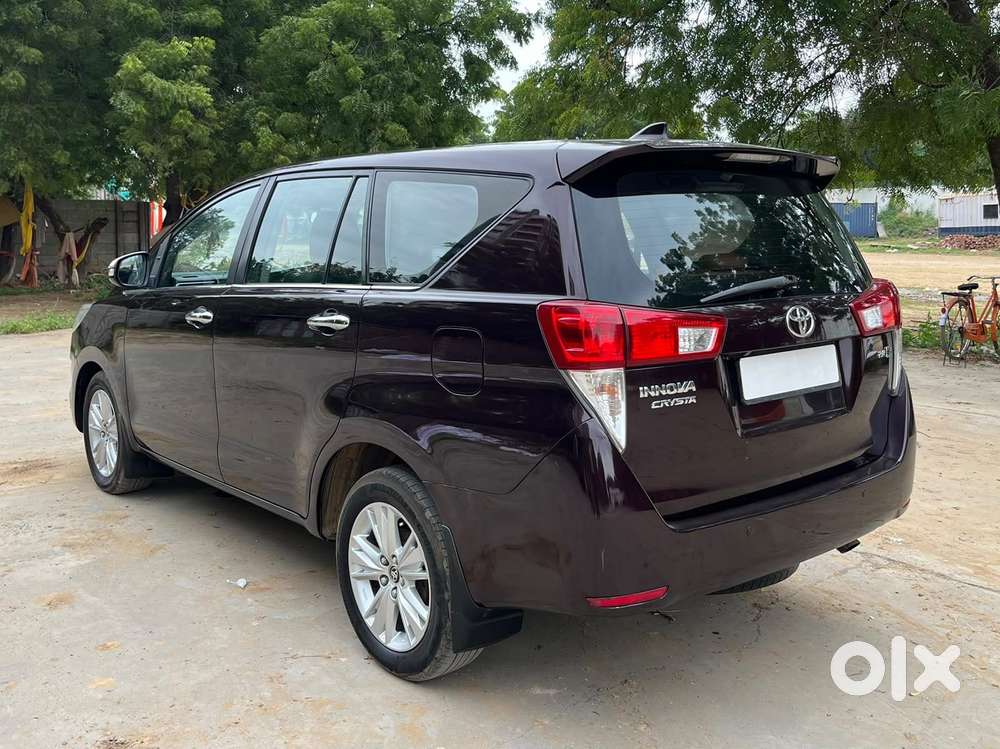 Toyota Innova Crysta [ ] 2.4 Zx At 7 Str, 2016, Diesel