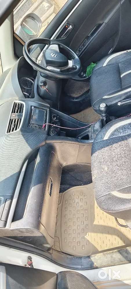 Maruti Suzuki Swift 2015 Diesel 122000 Km Driven