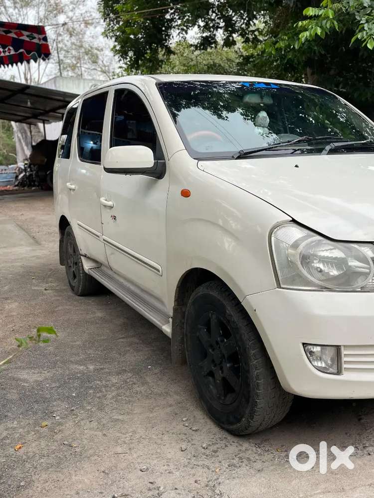 Mahindra Xylo 2009 Diesel 215000 Km Driven