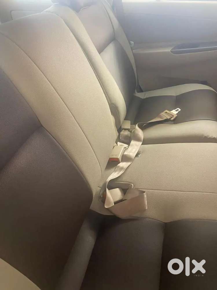 Toyota Innova Petrol 2005