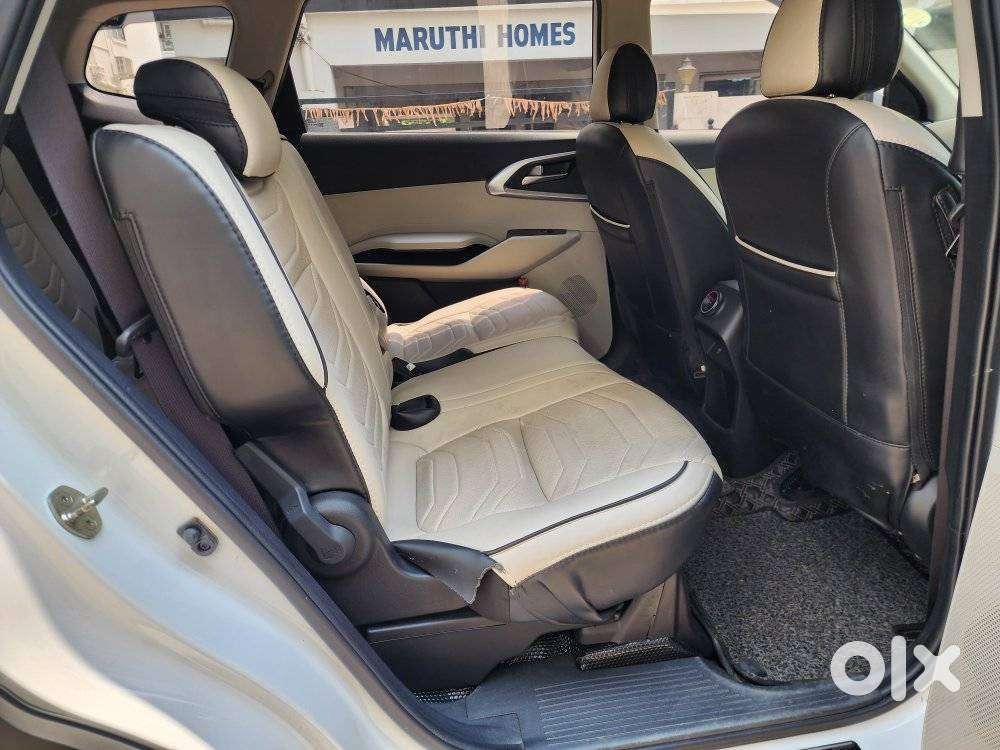 Kia Carens 1.5 Luxury Plus Turbo Dct, 2022, Petrol