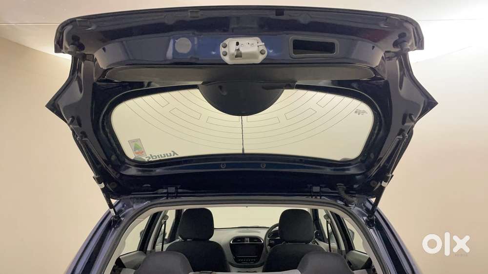 Tata Tiago Xza, 2026, Petrol