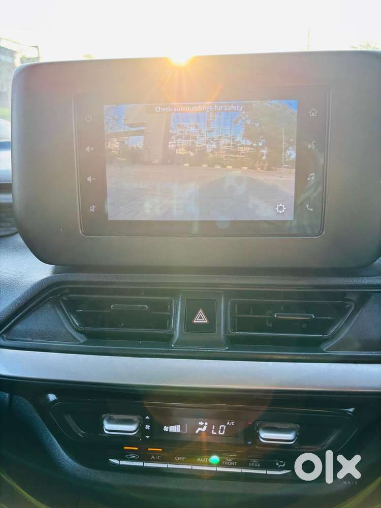 Maruti Suzuki Swift 2021-2024 Zxi Cng, 2024, Cng & Hybrids