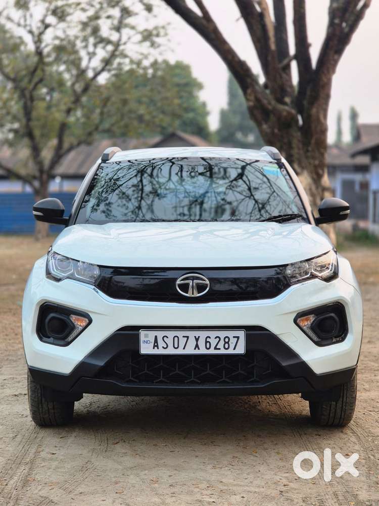 Tata Nexon, 2024, Petrol