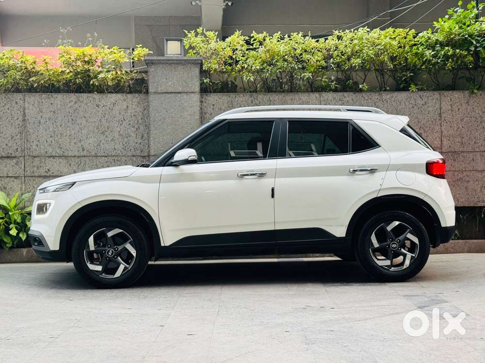 Hyundai Venue Sx Plus Turbo Dct, 2022, Petrol