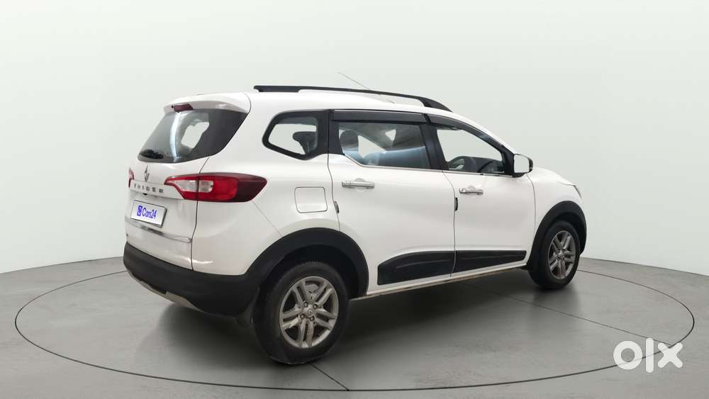Renault Triber Rxz, 2022, Petrol