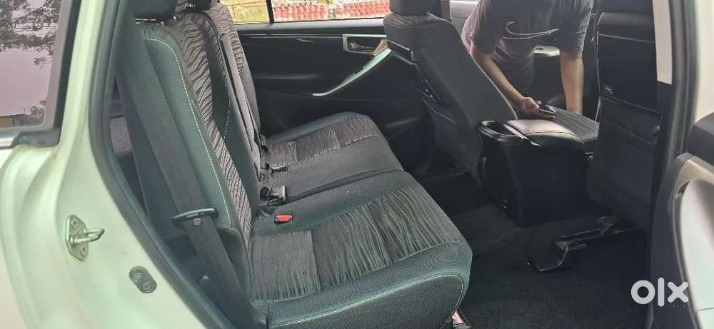 2.4 V Model 2 Keys