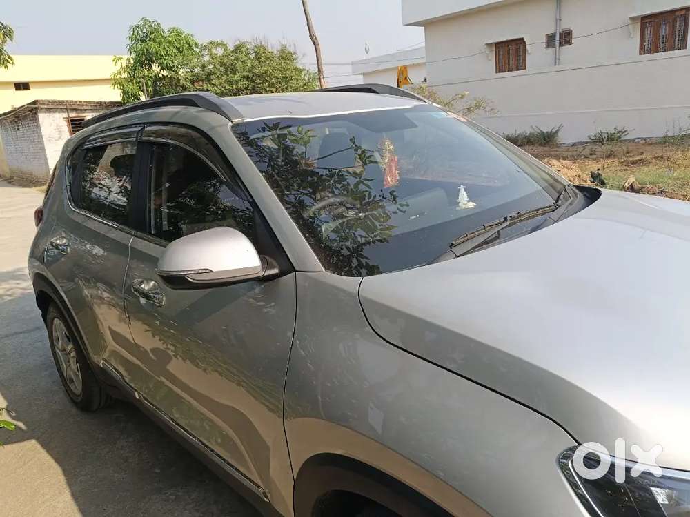 Kia Sonet 2023 Petrol 15000 Km Driven Showroom Track Available