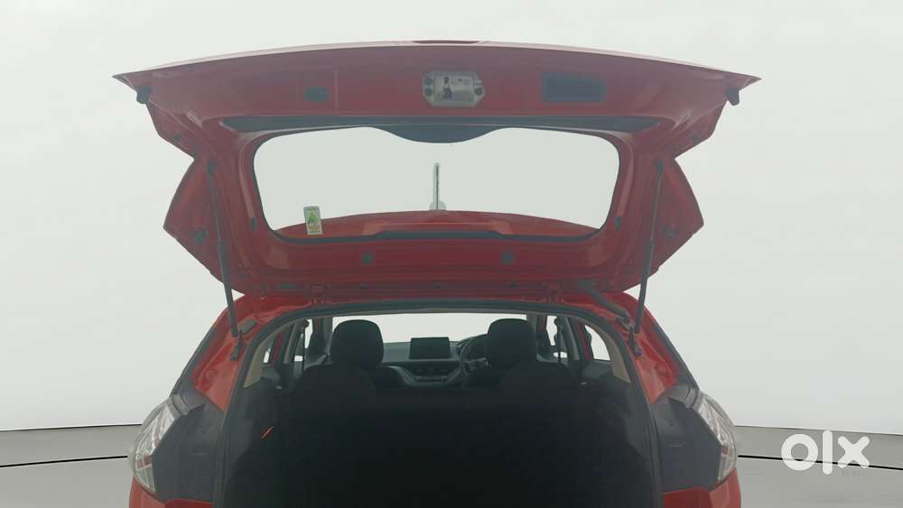 Tata Nexon 1.5 Revotorq Xma Amt (s), 2021, Petrol
