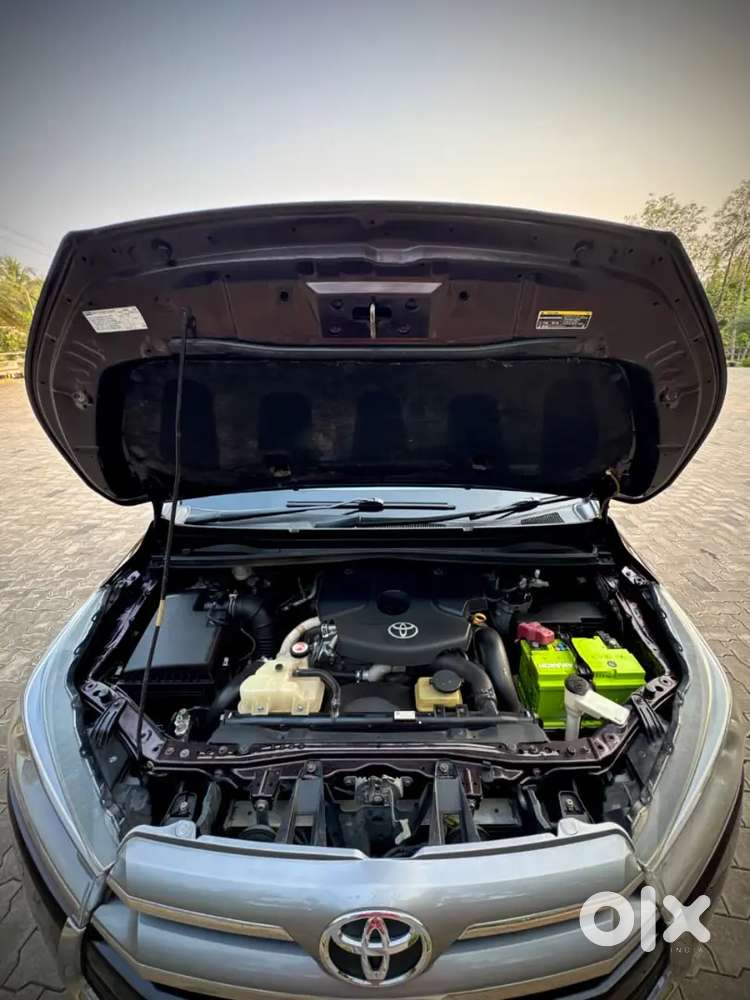 2017 Toyota Innova Crysta 2.8 Z Automatic,single Owner,company Service