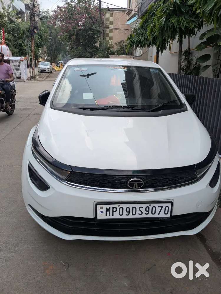Tata Altroz 1.2 Xe Plus 2024