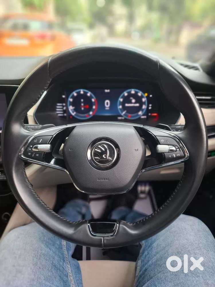 Skoda Octavia 2.0 L K Tsi At, 2023, Petrol