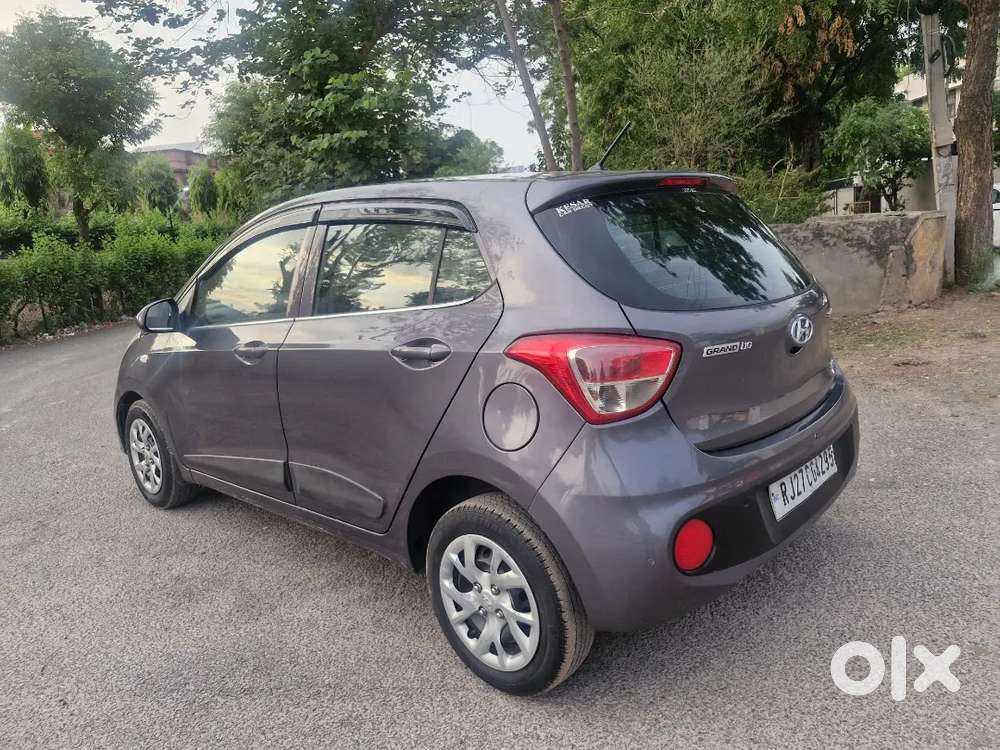 Hyundai Grand I10 2018 Petrol 76000 Km Driven