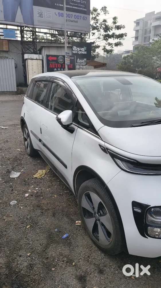 Mg Windsor Ev Essence 2025