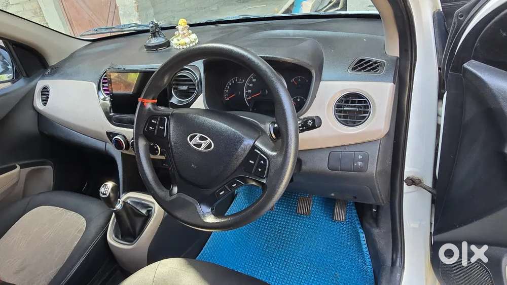 Hyundai Grand I10 2017 Petrol 28000 Km Driven