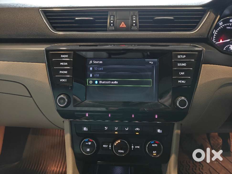 Skoda Superb Style 1.8 Tsi Mt, 2016, Petrol