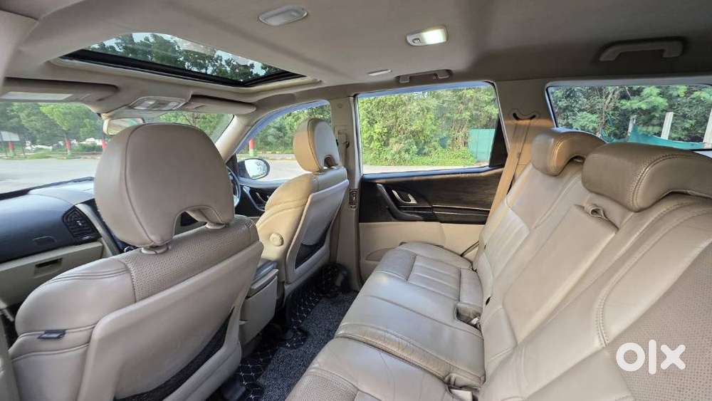 Mahindra Xuv500 2.2 W10, 2015, Diesel