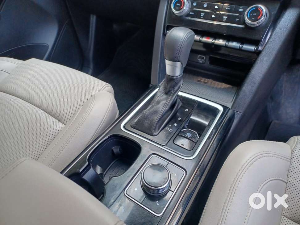 Mahindra Xuv700 2.0 Ax 7 Petrol At Luxury Pack Str, 2024, Petrol