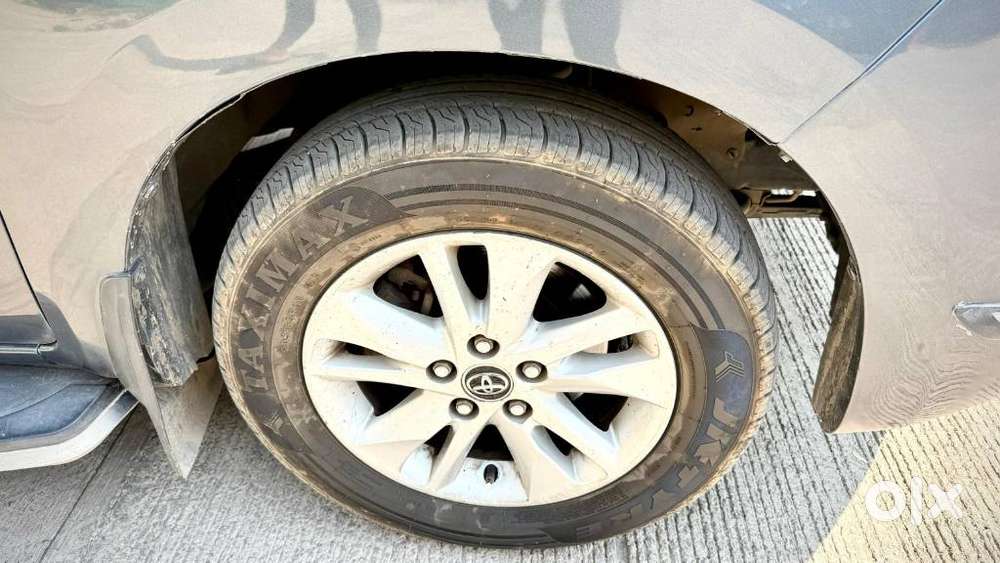 Toyota Innova Crysta 2.4 G Mt 8s, 2017, Diesel