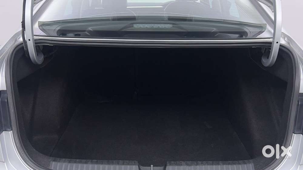 Volkswagen Virtus Highline Plus 1.0 Tsi At, 2023, Petrol
