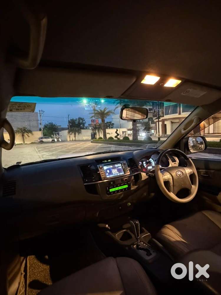 Fortuner 2013 ９９１４１２７６２１