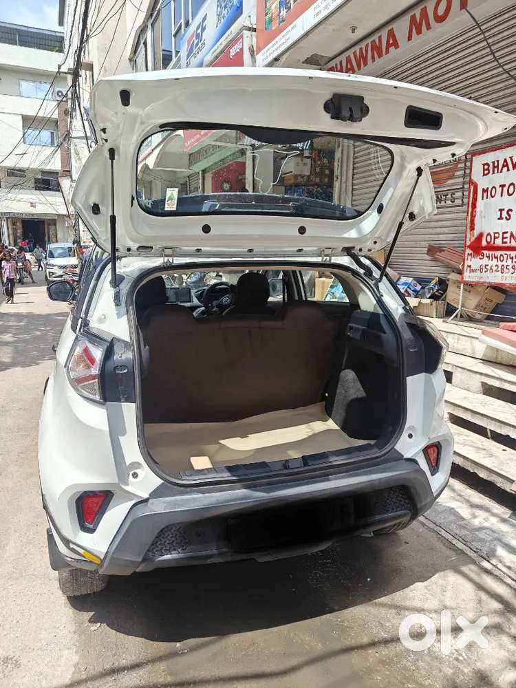 Tata Nexon 2022 Petrol Dual Tone