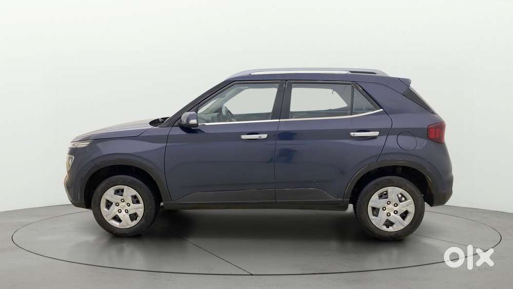 Hyundai Venue 1.2 S Plus, 2022, Petrol