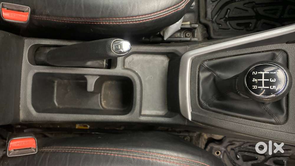 Maruti Suzuki Vitara Brezza 1.5 Vxi At, 2023, Petrol