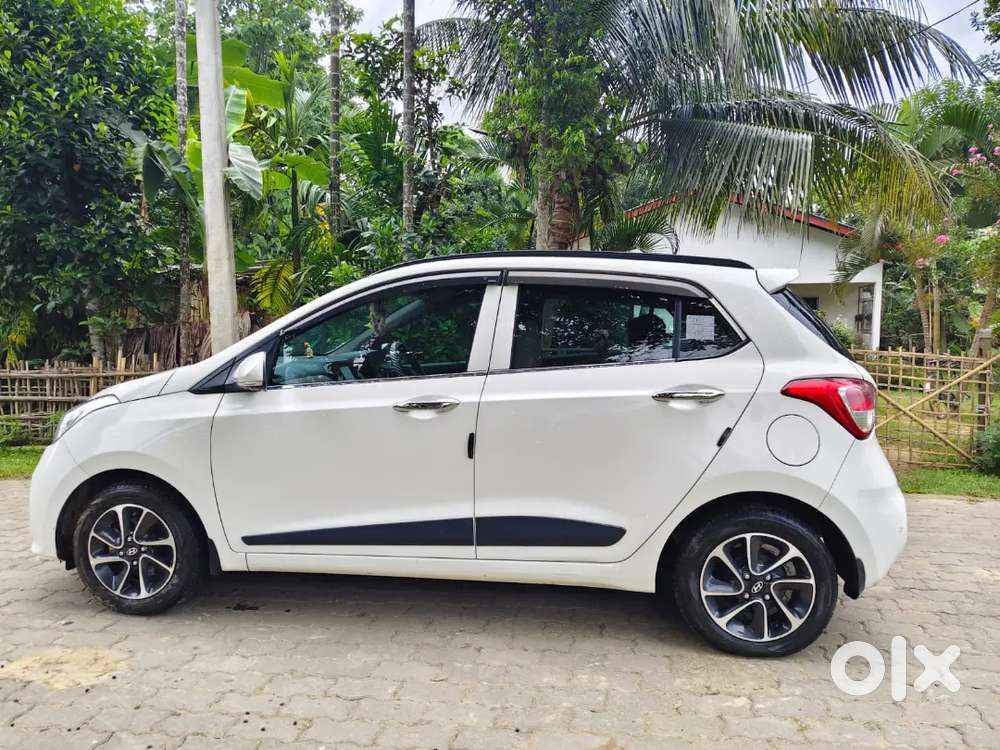 Hyundai Grand I10 Asta Petrol Manual
