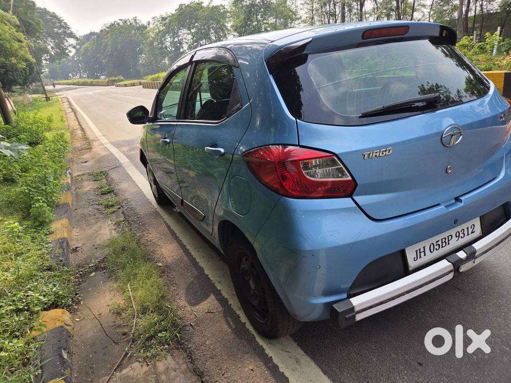 Tata Tiago 1.05 Revotorq Xz, 2017, Petrol