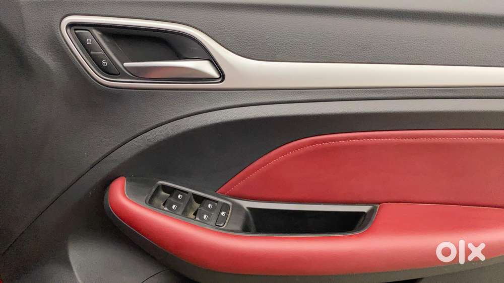 Mg Astor 1.3 Savvy Turbo At S Red, 2023, Petrol