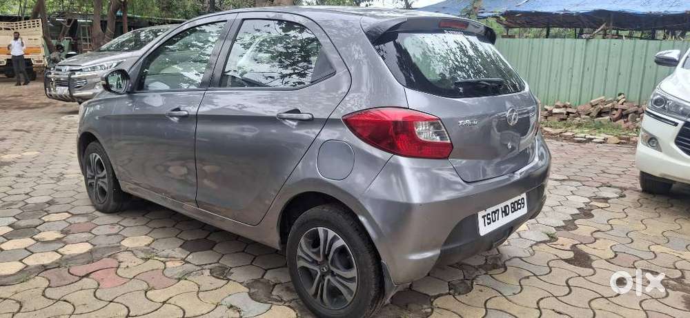 Tata Tiago 1.2 Revotron Xza, 2019, Petrol