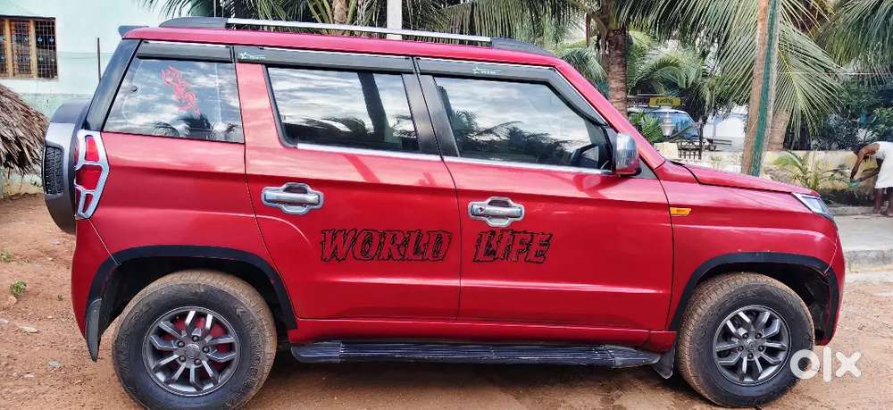 Mahindra Tuv 300 2018