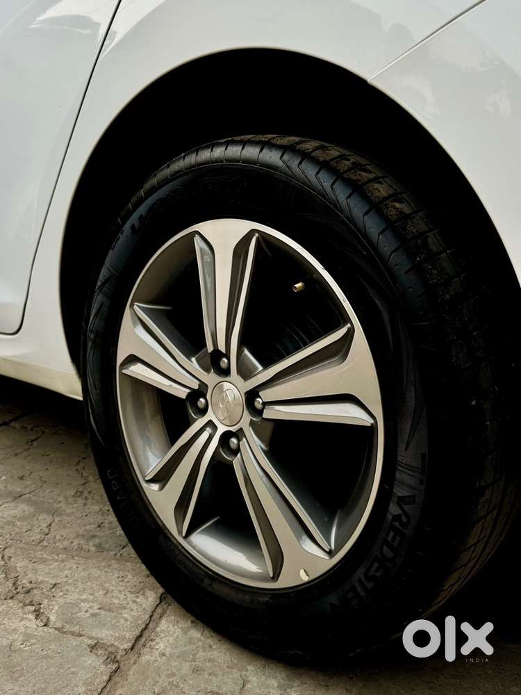 Hyundai Fluidic Verna Diesel 60000 Km Driven