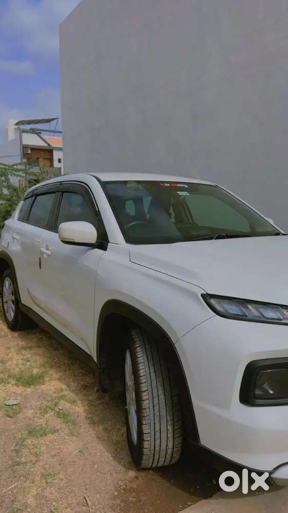 Maruti Suzuki Grand Vitara 2023 Petrol 90000 Km Driven