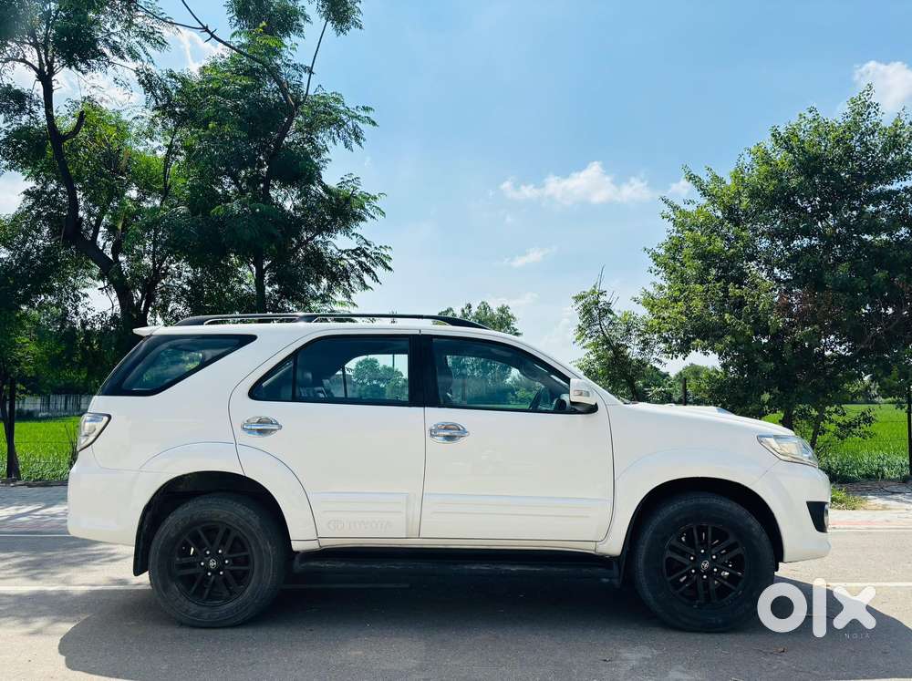 Toyota Fortuner 2011-2016 4x2 Manual, 2014, Diesel