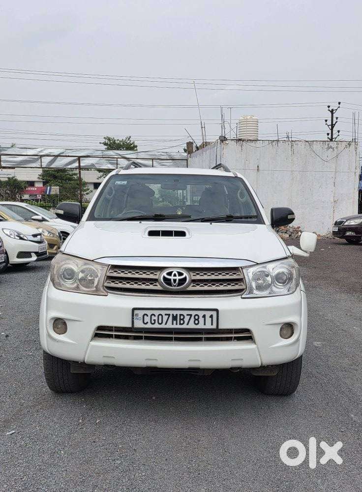 Toyota Fortuner 3.0 4x4 Manual, 2012, Diesel